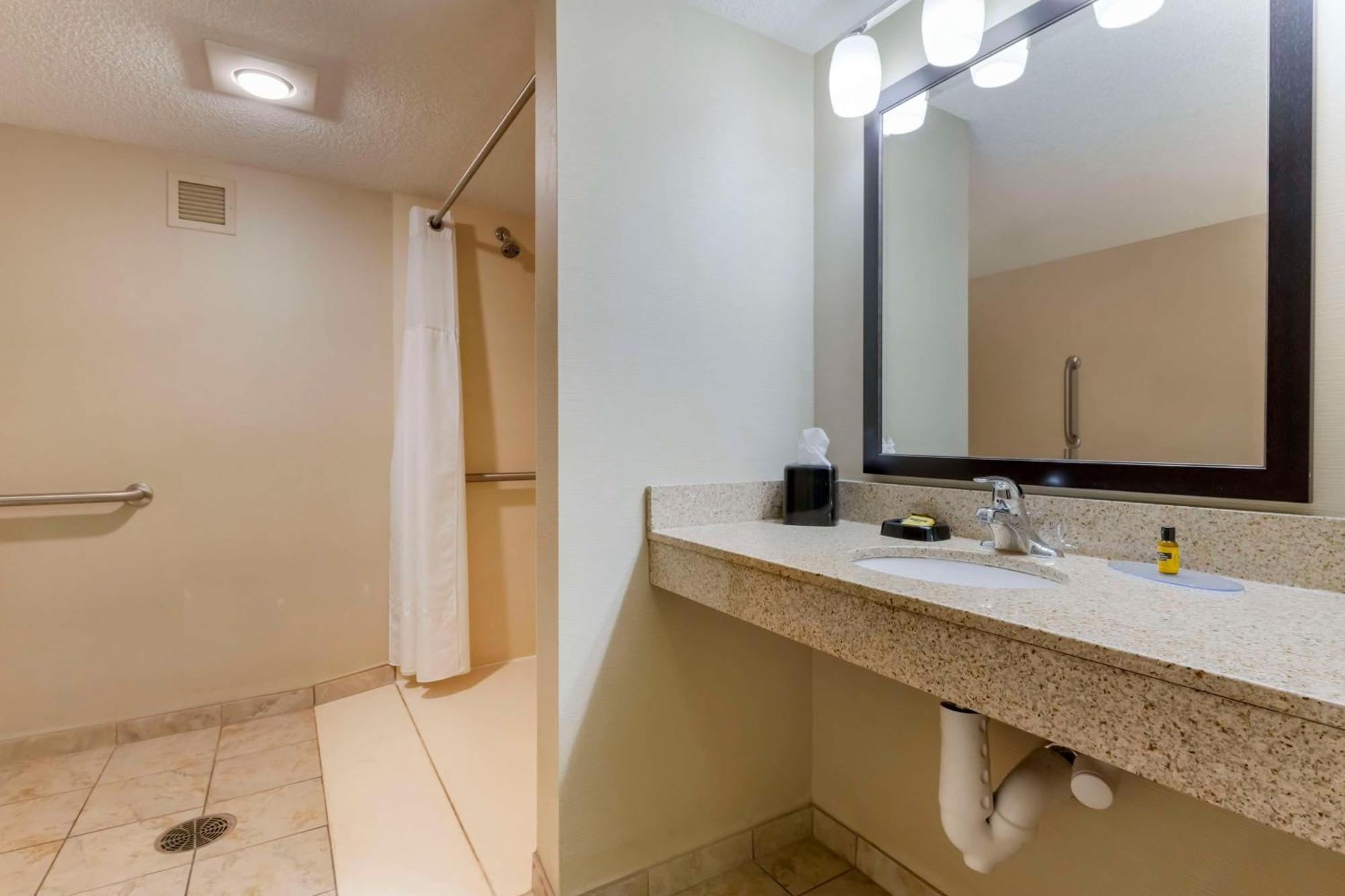 Best Western Plus St. Paul North/Shoreview Zewnętrze zdjęcie